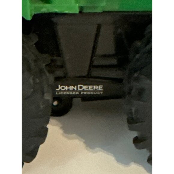John Deere 4x4 Buggy Battery Operated with Sound and Motion READ - Picture 3 of 8